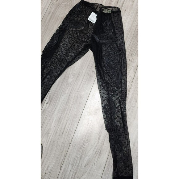 NEW Black Sheer Stockings With Embroidered Legs And Polka Dots Size S - Picture 7 of 10